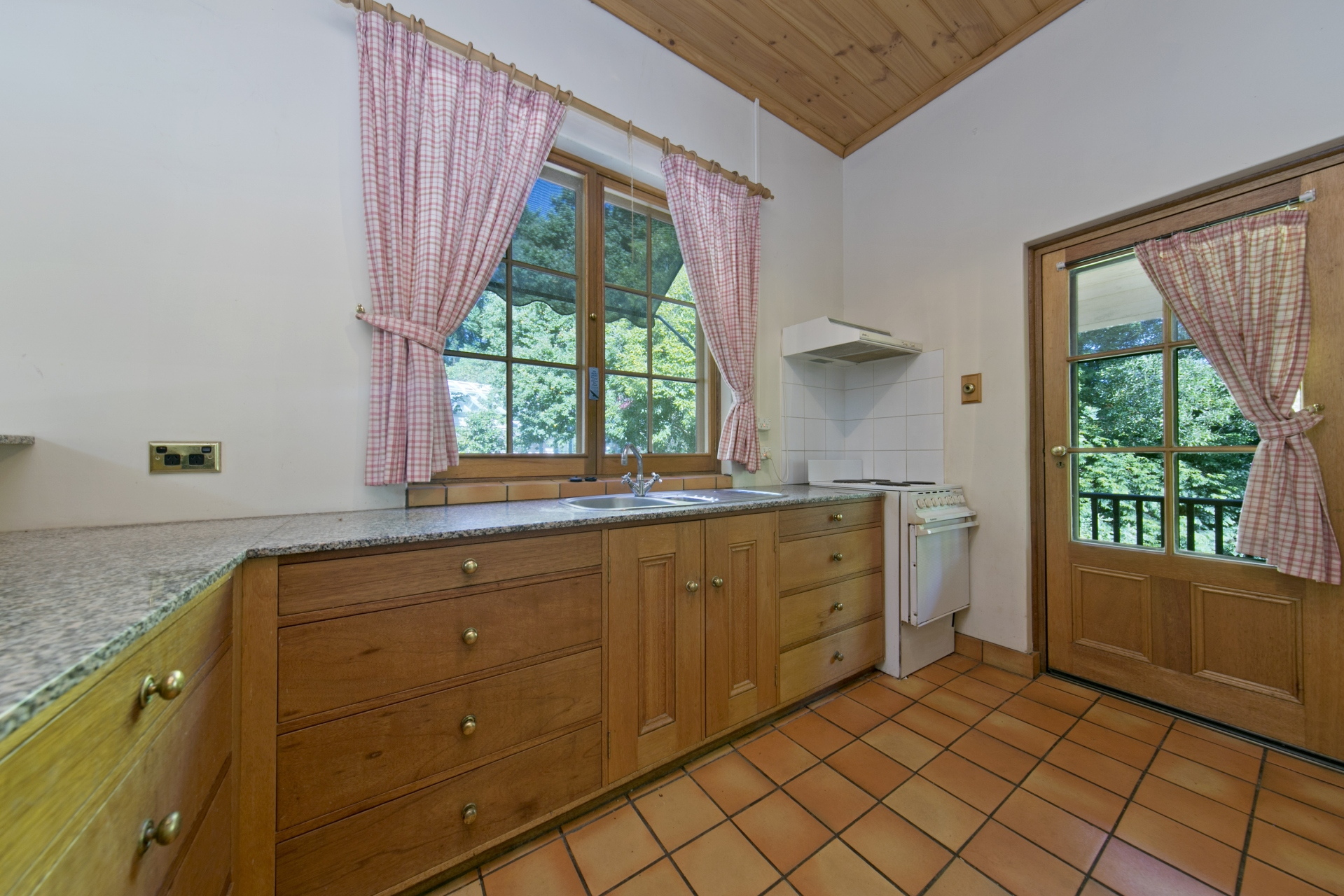 6 Glenside Lane, Crafers Sold by Giordano & Partners - image 6