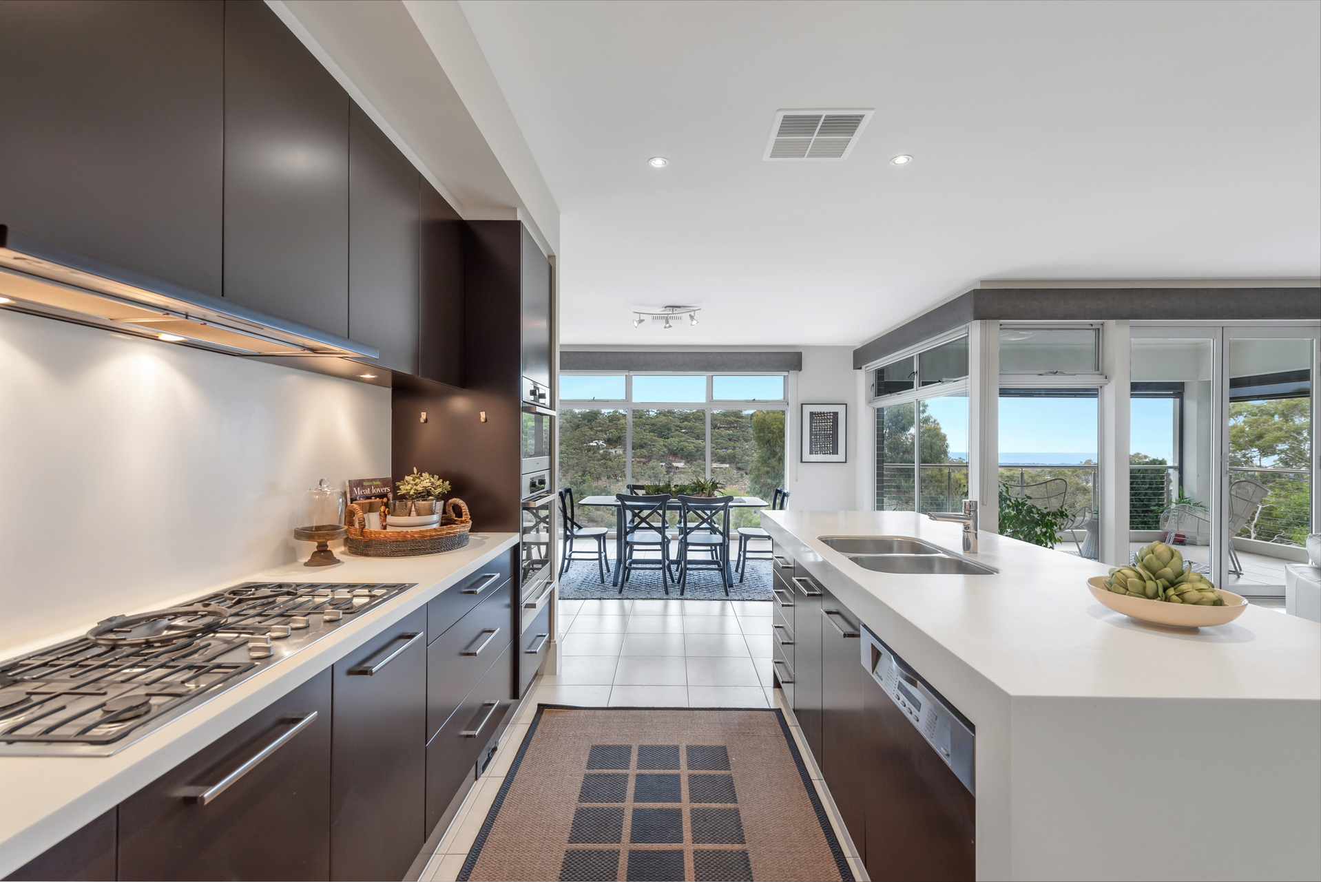 21 Centre Way, Belair Sold by Giordano & Partners - image 4