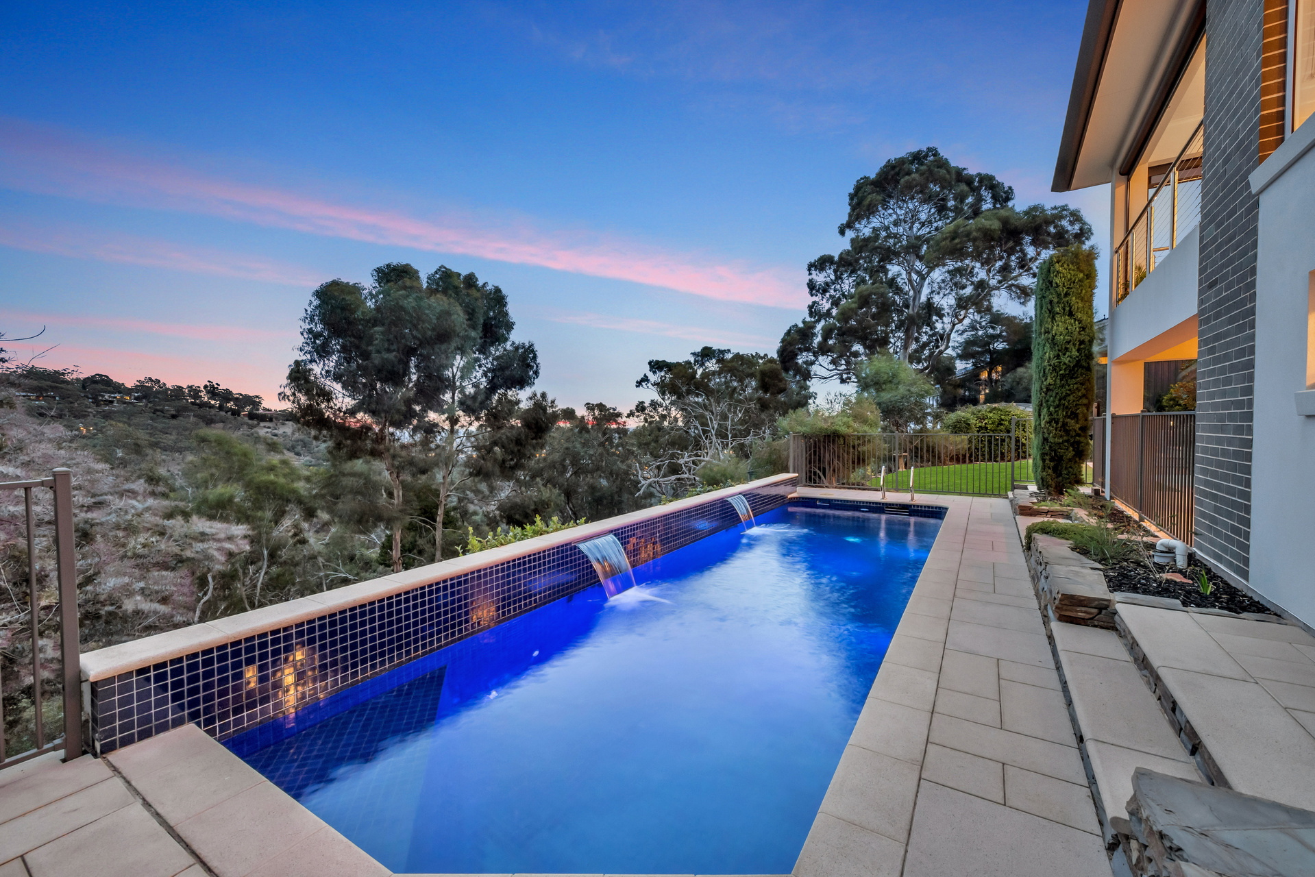 21 Centre Way, Belair Sold by Giordano & Partners - image 1