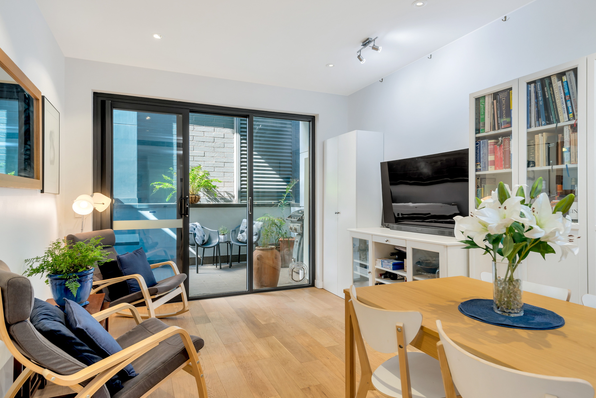 103/18 Surflen Street, Adelaide Sold by Giordano & Partners - image 2