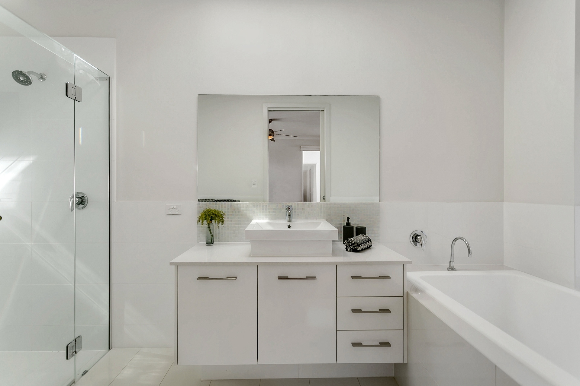 12 Moredun Street, Tennyson Sold by Giordano & Partners - image 18