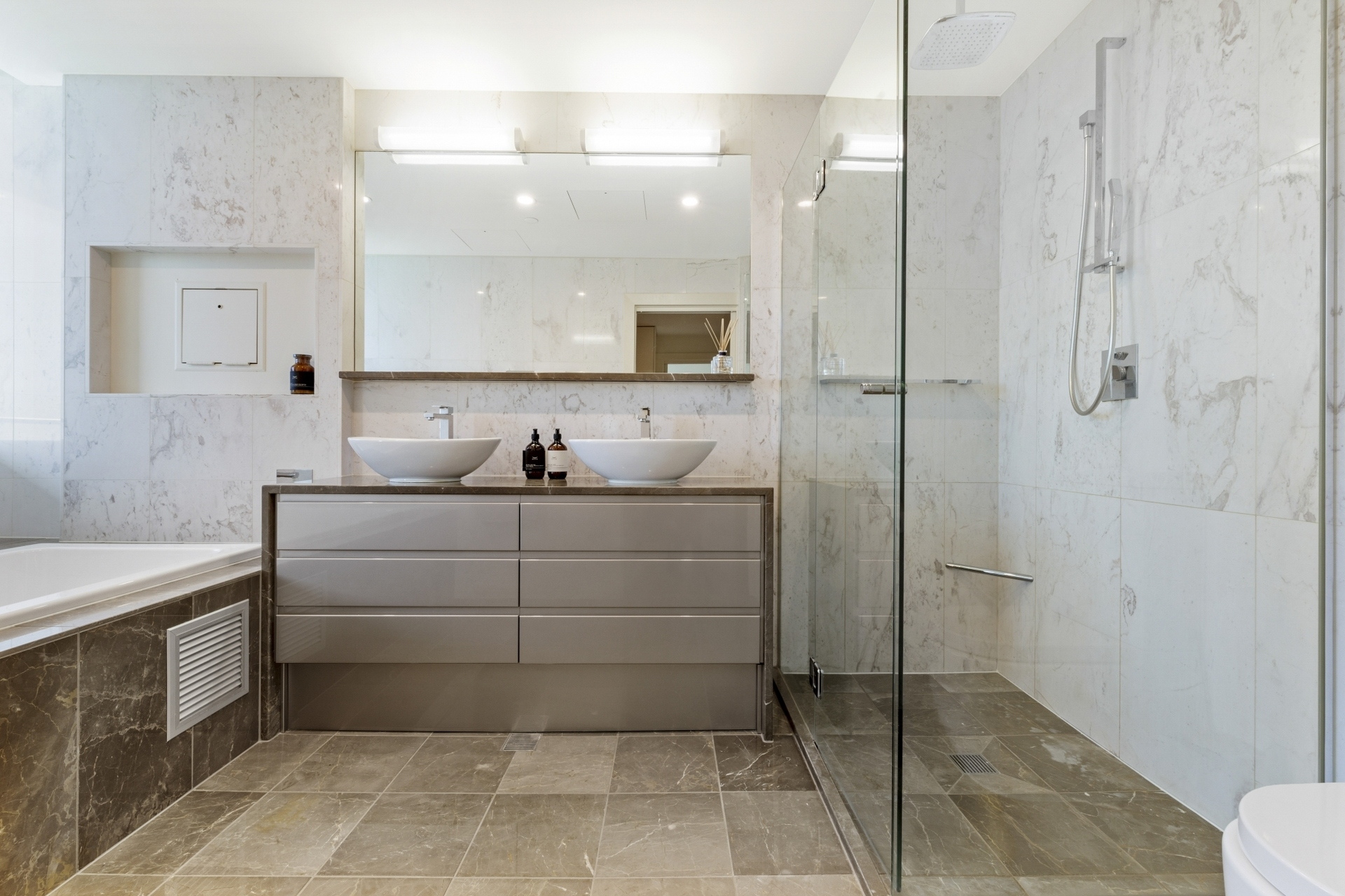 1801/18 Rowlands Place, Adelaide Sold by Giordano & Partners - image 11