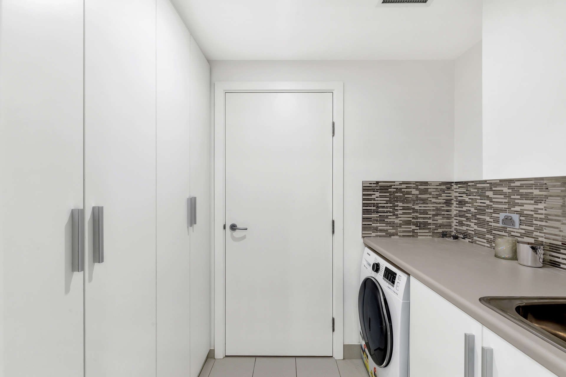 908/19 Holdfast Promenade, Glenelg Sold by Giordano & Partners - image 20