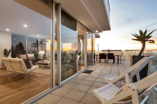 202/356 Seaview Road, Henley Beach Sold by Giordano & Partners