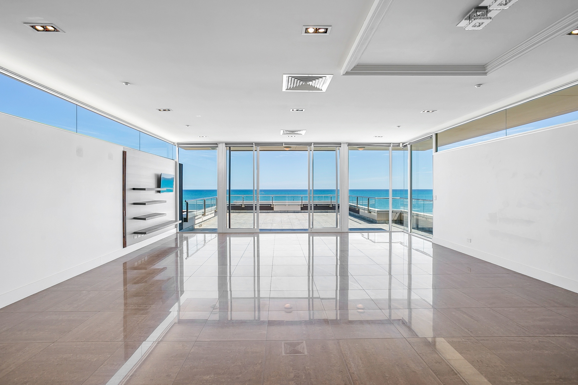 4.3/8-9 North Esplanade, Glenelg North Sold by Giordano & Partners - image 5