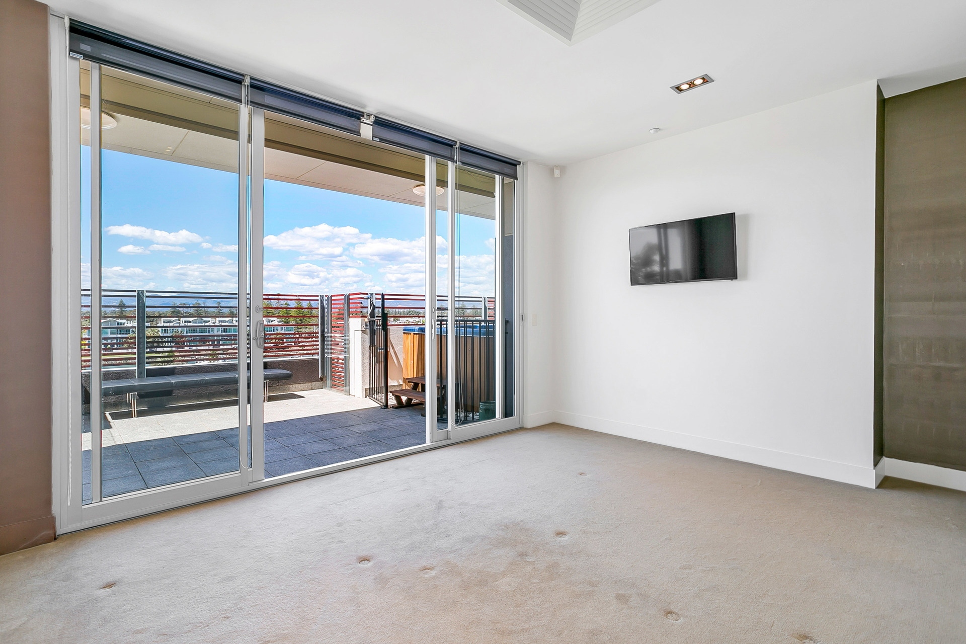 4.3/8-9 North Esplanade, Glenelg North Sold by Giordano & Partners - image 9