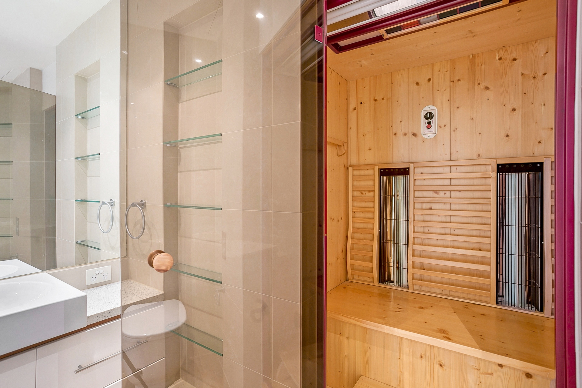 4.3/8-9 North Esplanade, Glenelg North Sold by Giordano & Partners - image 10