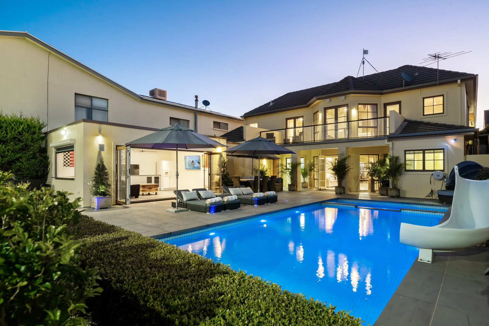 4A Bournemouth Street, Tennyson Sold by Giordano & Partners - image 11