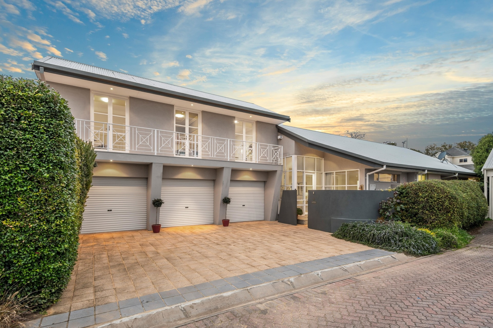 8 Deakin Grove, Glenside Sold by Giordano & Partners - image 1