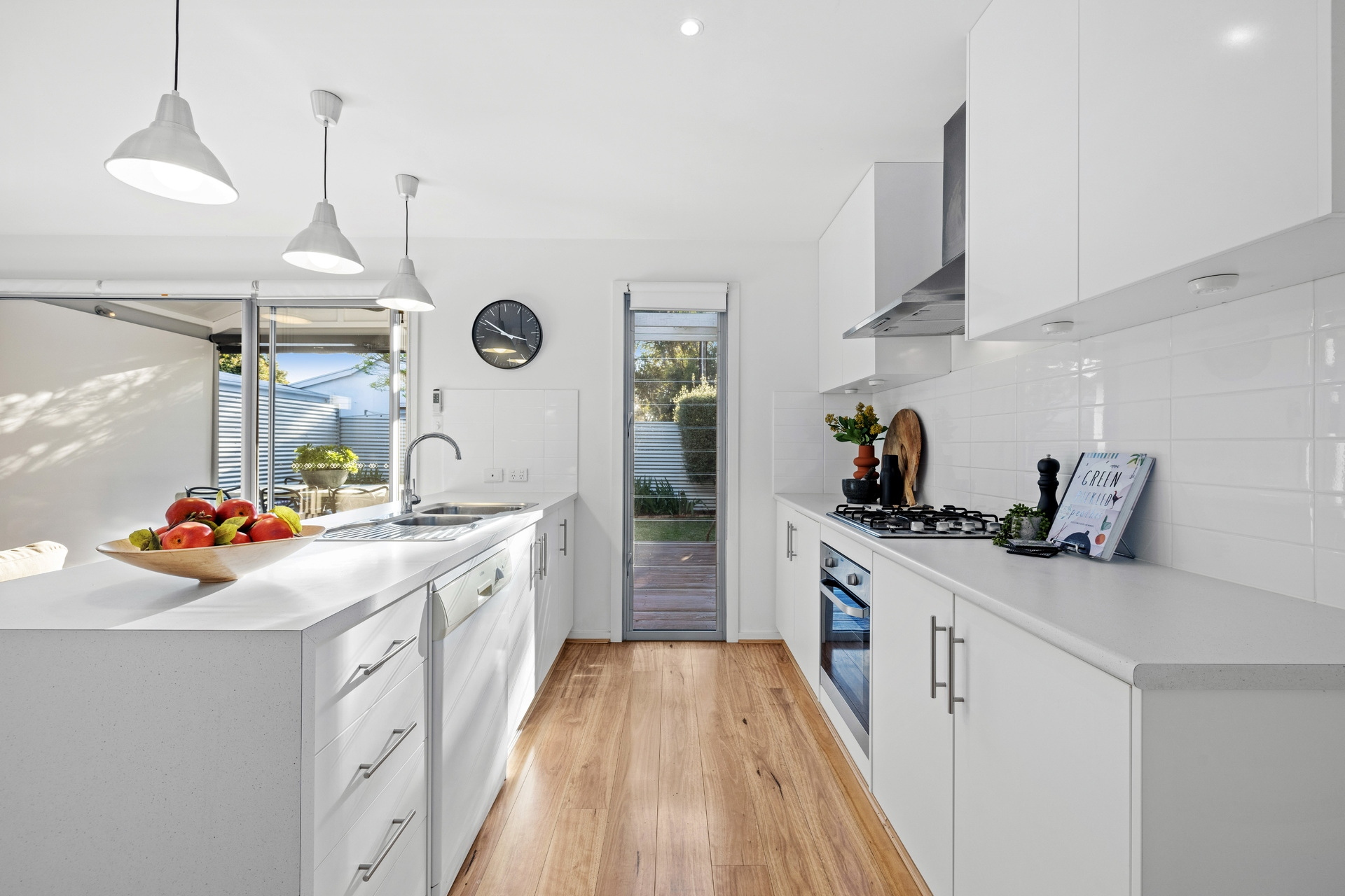 40 Hampton Street South, Goodwood Sold by Giordano & Partners - image 14