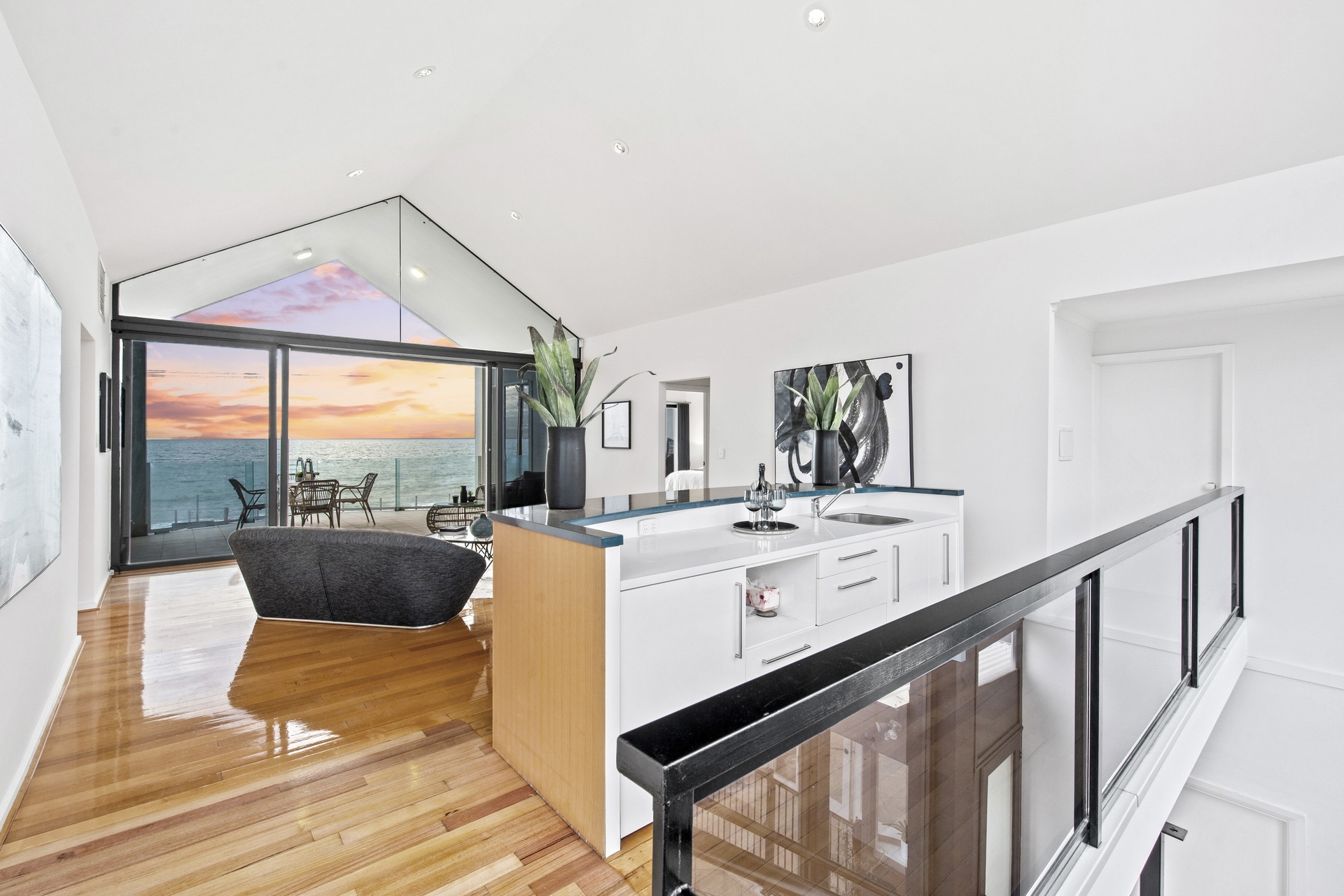 10 Seaview Road, West Beach Sold by Giordano & Partners - image 2