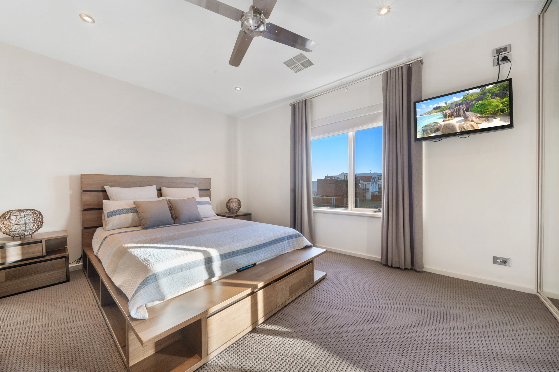 83 Gulf Point Drive, North Haven Sold by Giordano & Partners - image 19