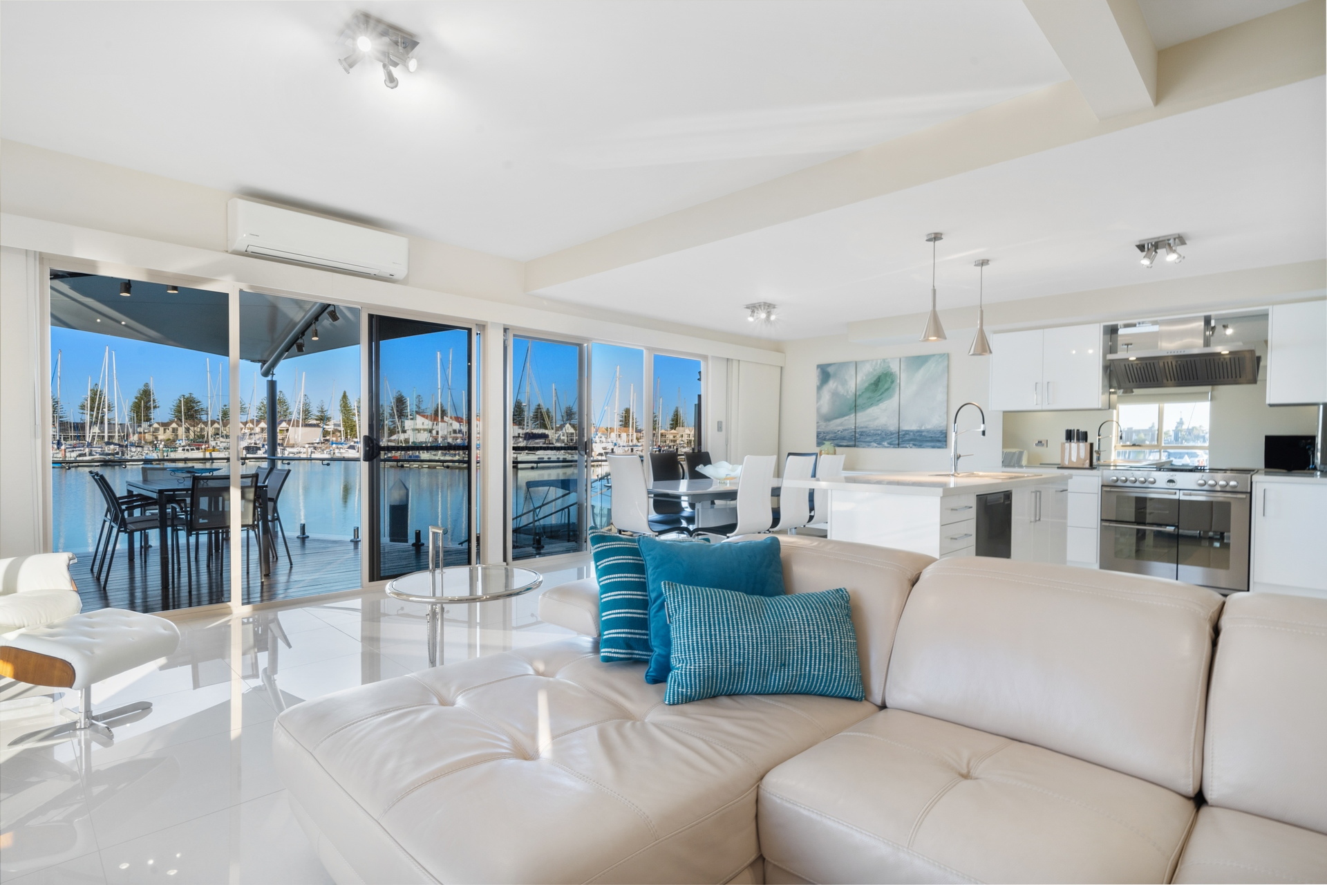 83 Gulf Point Drive, North Haven Sold by Giordano & Partners - image 5