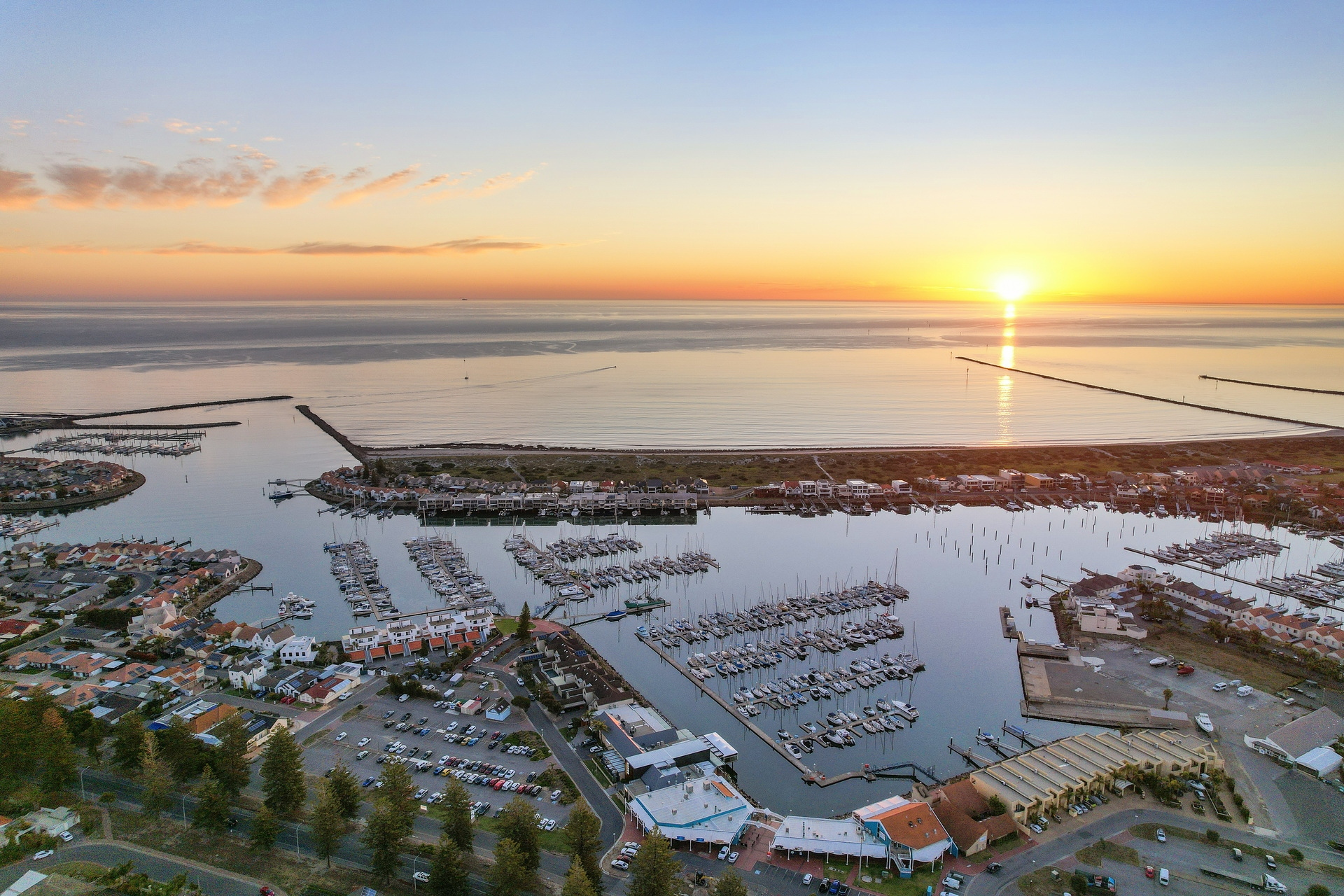 83 Gulf Point Drive, North Haven Sold by Giordano & Partners - image 1