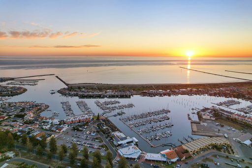 83 Gulf Point Drive, North Haven Sold by Giordano & Partners