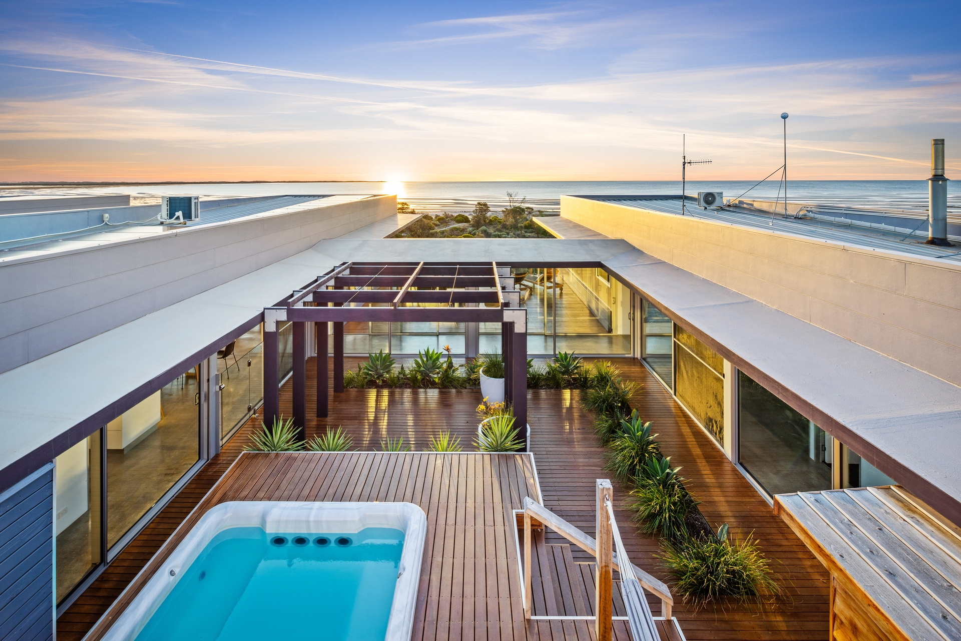 400 Coopers Beach Road, Nalyappa Sold by Giordano & Partners - image 11