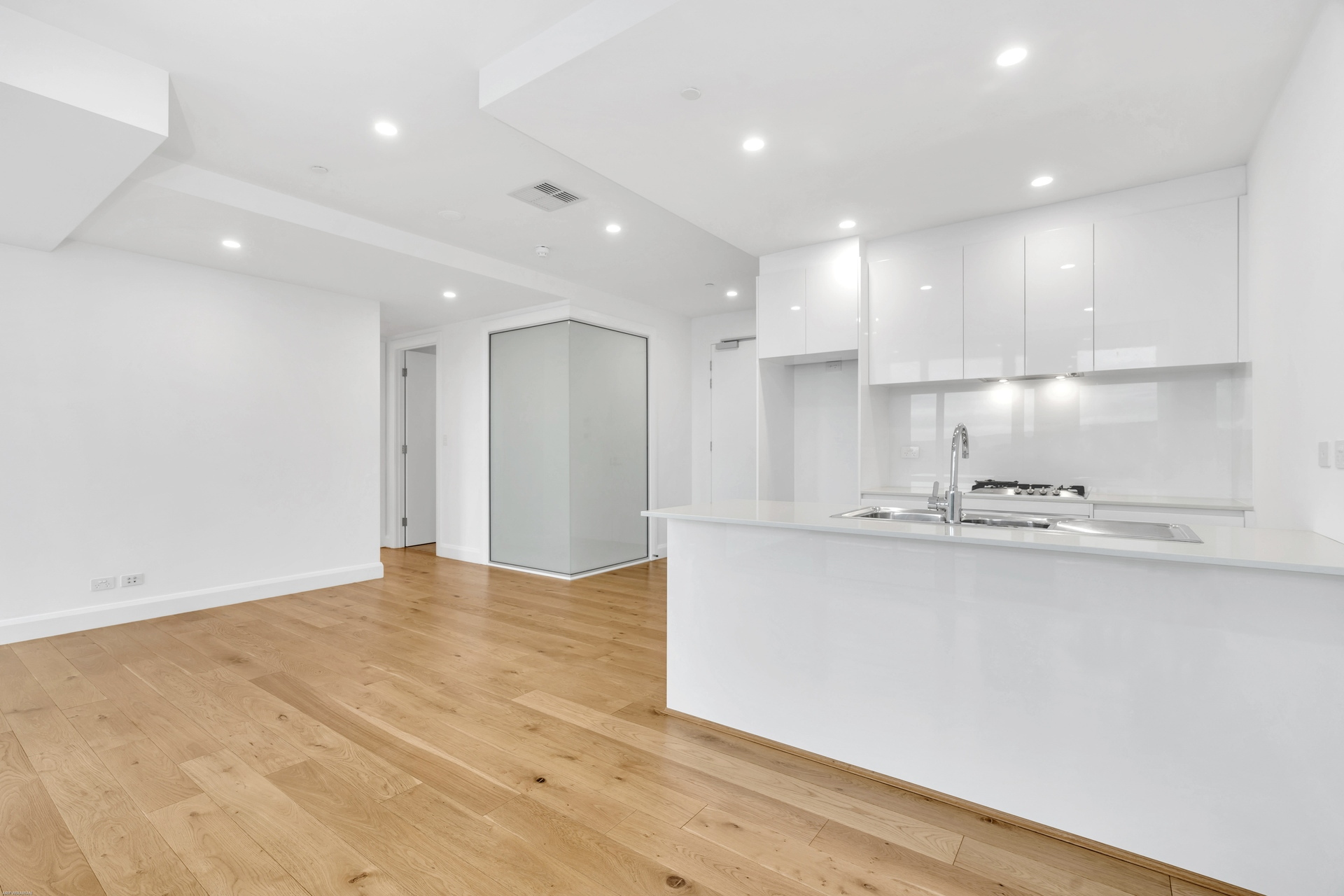 702/267 Hutt Street, Adelaide Leased by Giordano & Partners - image 2