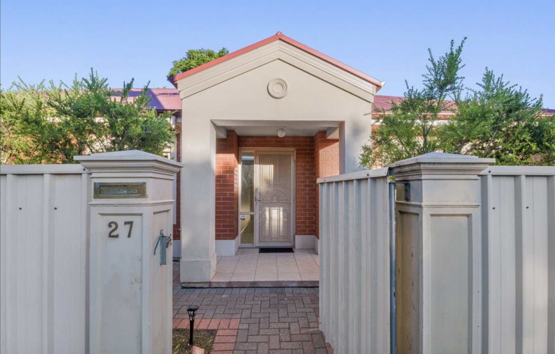 27 Croydon Avenue, West Croydon Leased by Giordano & Partners - image 1