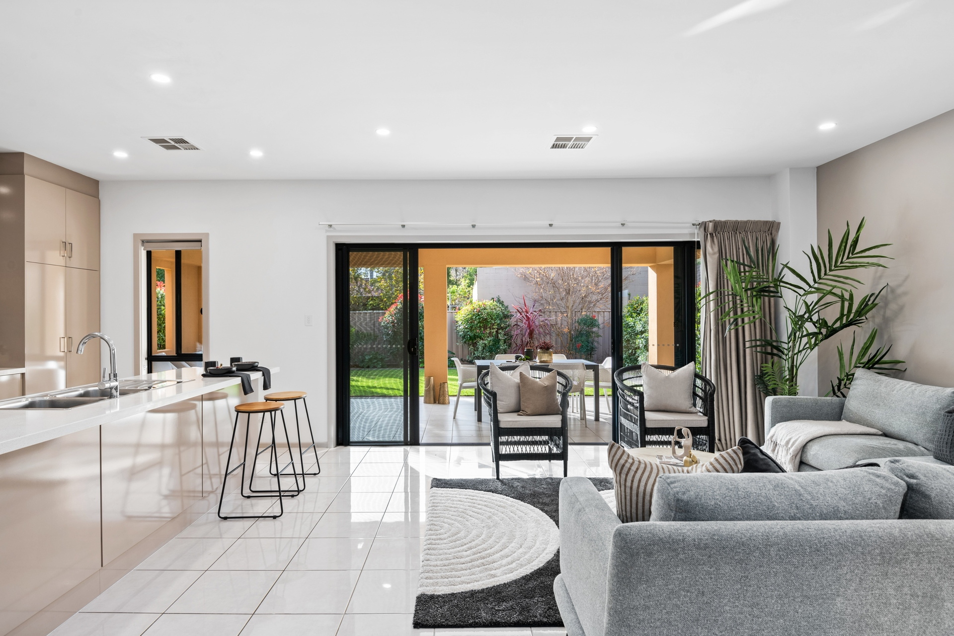 5A Fairway Avenue, Glenelg North Sold by Giordano & Partners - image 5