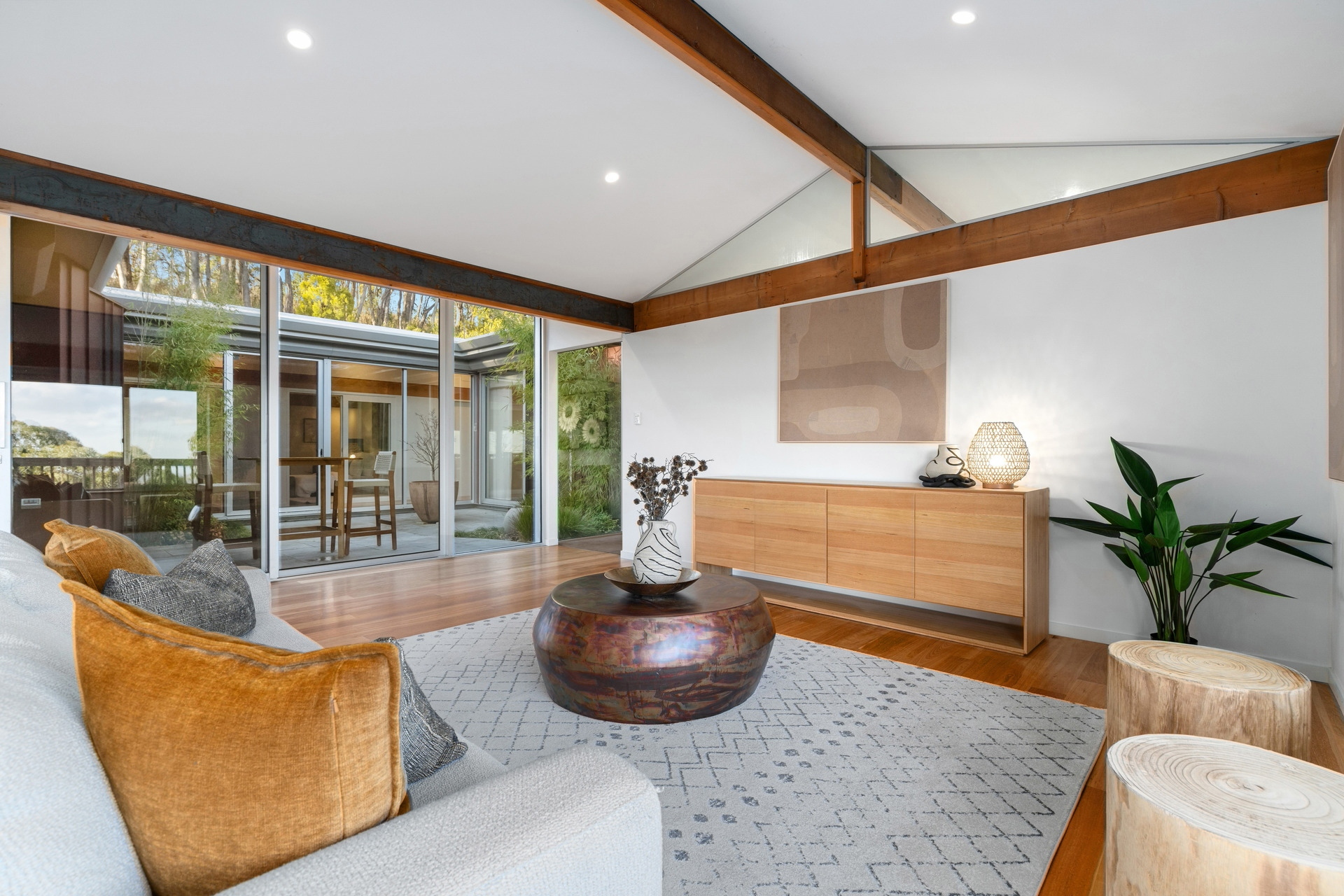 8 Heather Road, Crafers West Sold by Giordano & Partners - image 5