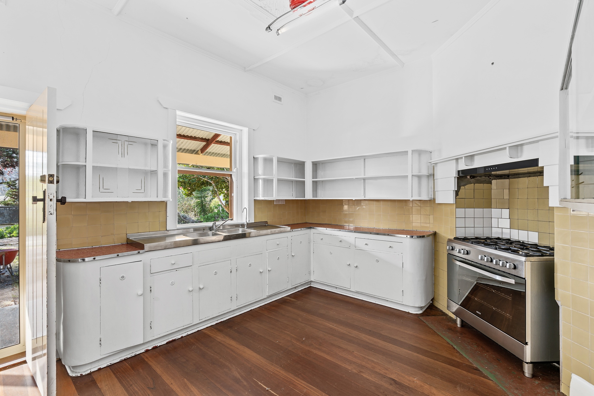 100 Burdetts Road, Basket Range Leased by Giordano & Partners - image 5