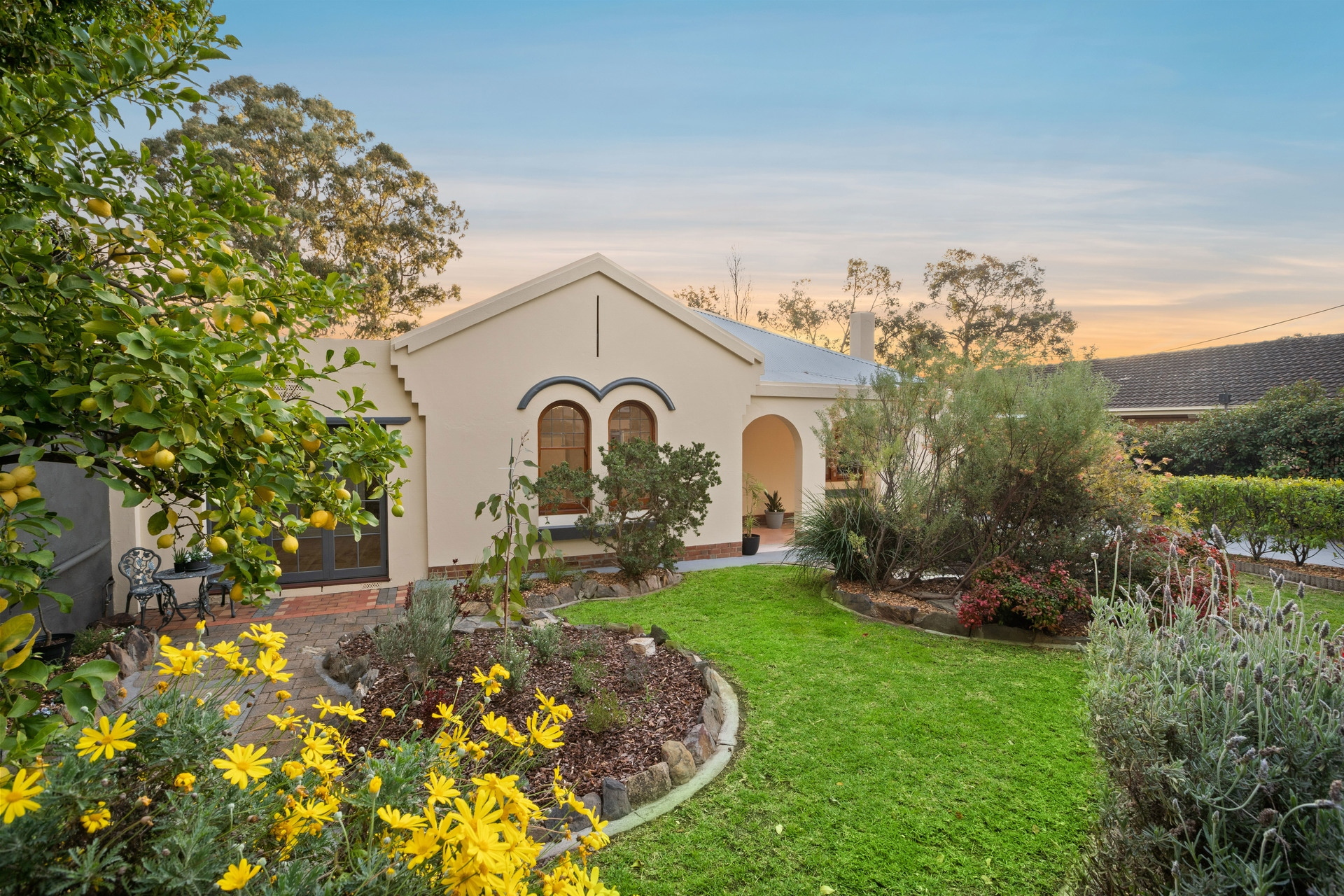 17 Howard Terrace, Hazelwood Park Sold by Giordano & Partners - image 19