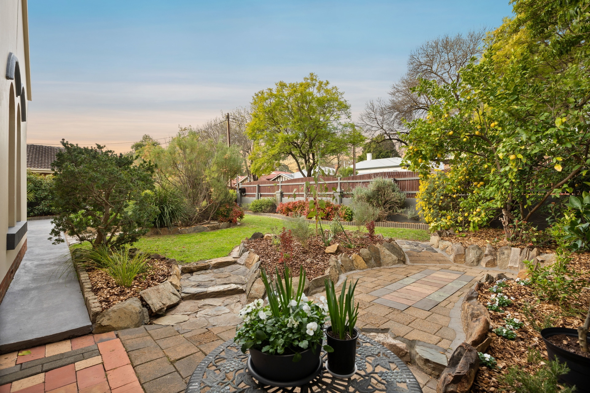 17 Howard Terrace, Hazelwood Park Sold by Giordano & Partners - image 16