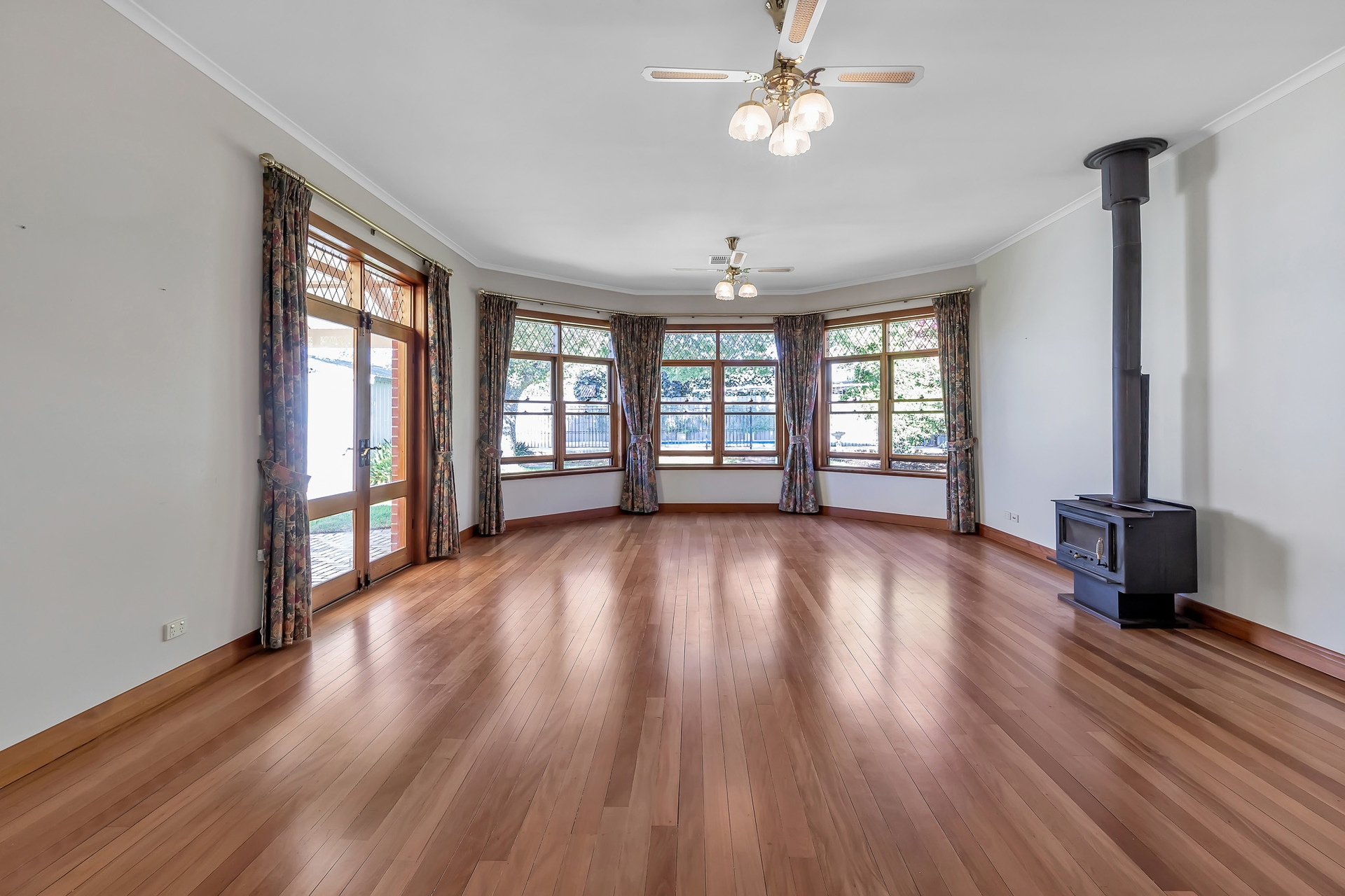 27 Warren Avenue, Prospect Sold by Giordano & Partners - image 8