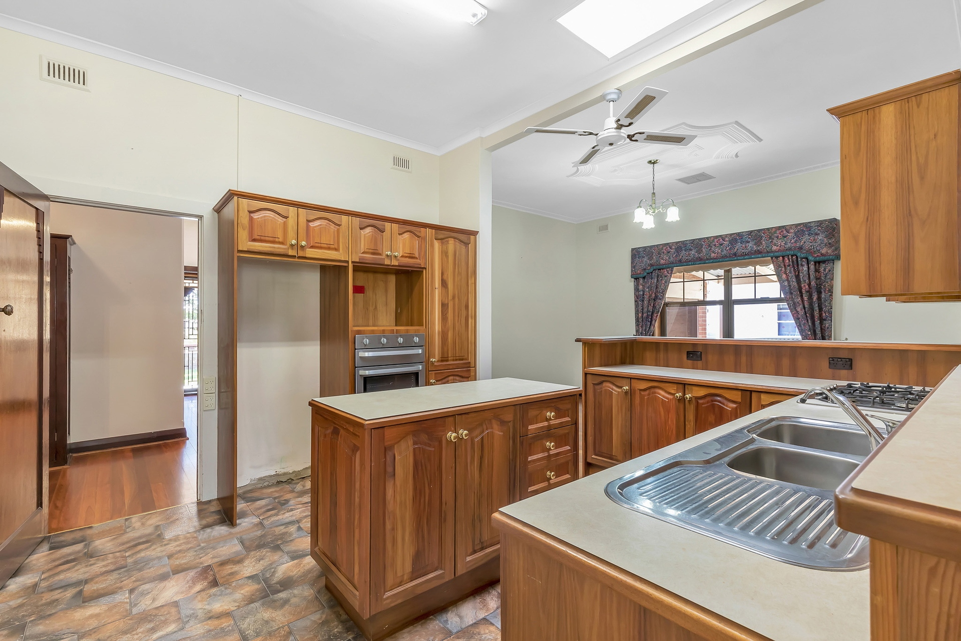 27 Warren Avenue, Prospect Sold by Giordano & Partners - image 9