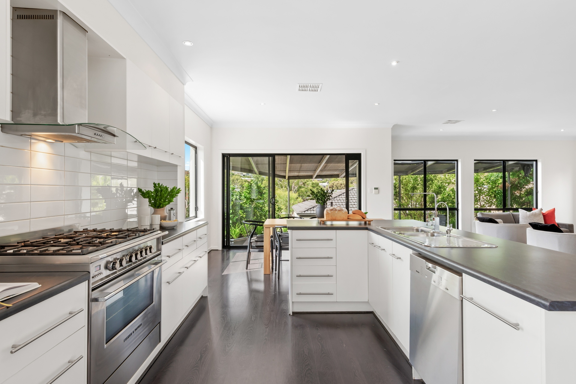 12 Yomara Road, Marino Sold by Giordano & Partners - image 5