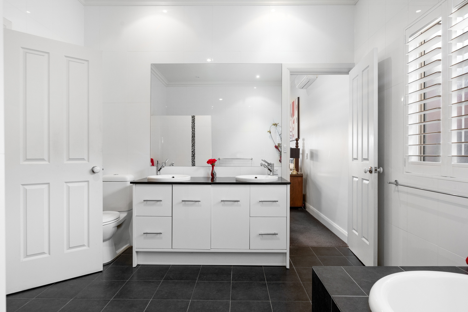 10 Louisa Street, Goodwood Sold by Giordano & Partners - image 12