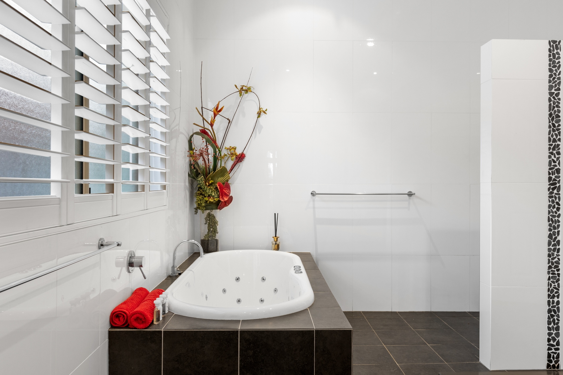 10 Louisa Street, Goodwood Sold by Giordano & Partners - image 13