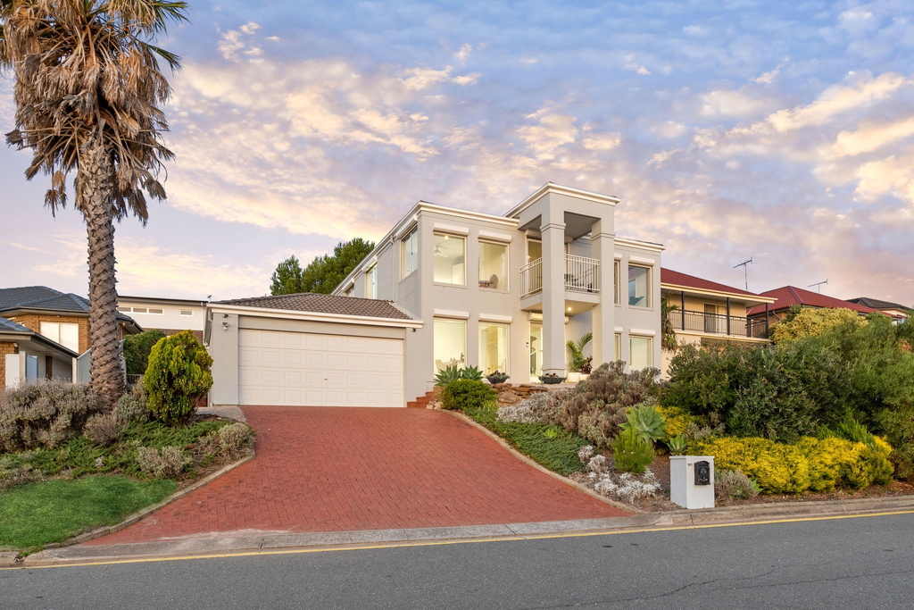 13 Westcliff Court, Marino Sold by Giordano & Partners