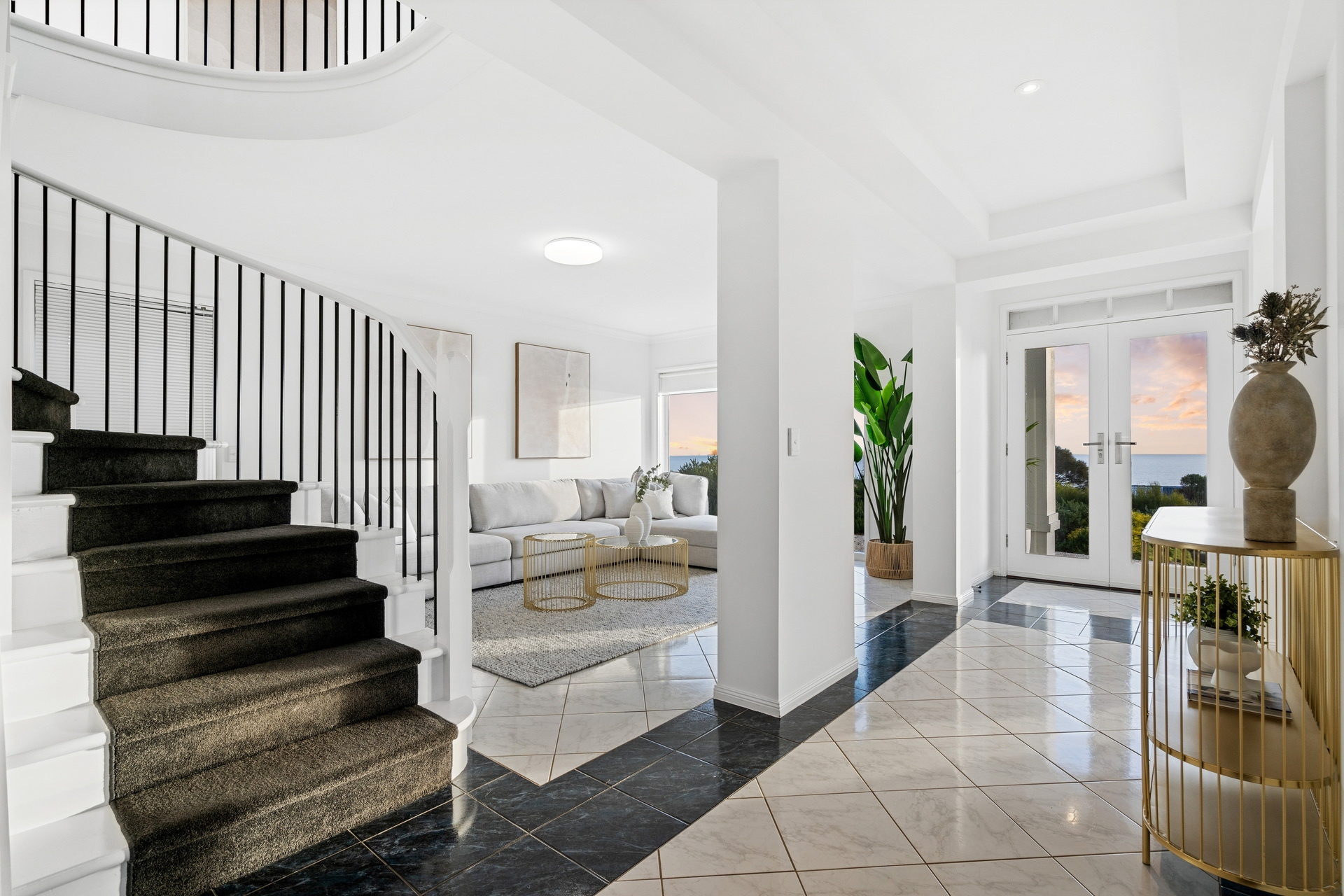 13 Westcliff Court, Marino Sold by Giordano & Partners - image 2