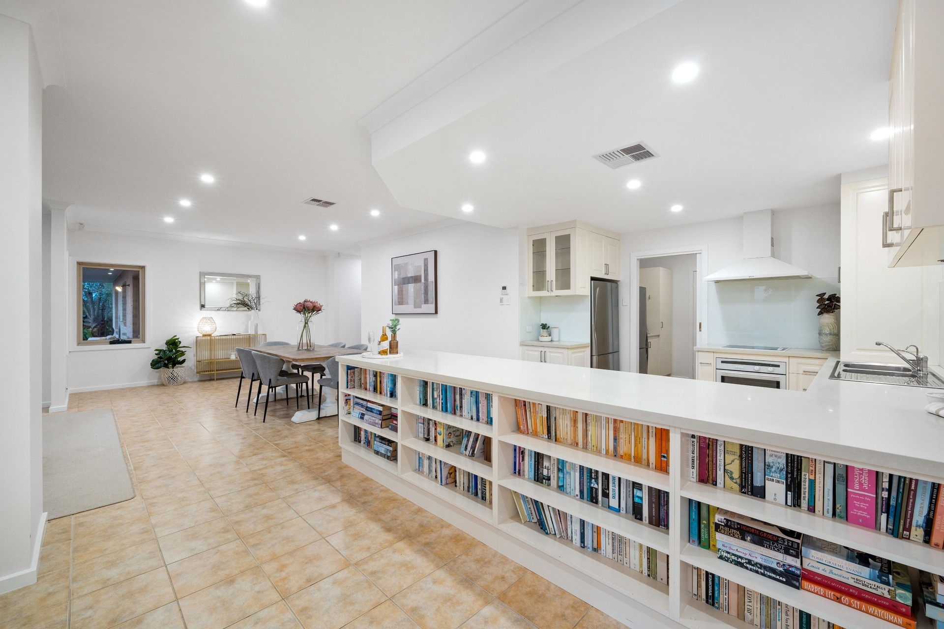 10  Queen Louisa Drive, Long Flat Sold by Giordano & Partners - image 7