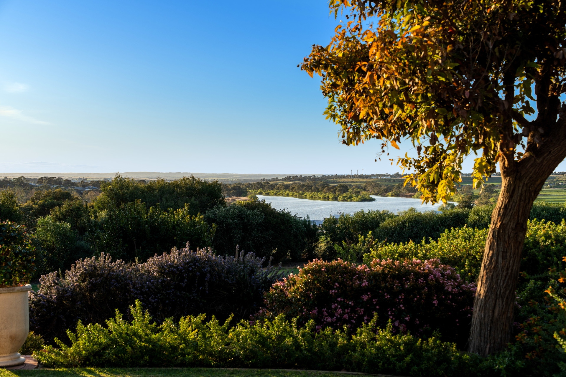 10  Queen Louisa Drive, Long Flat Sold by Giordano & Partners - image 27