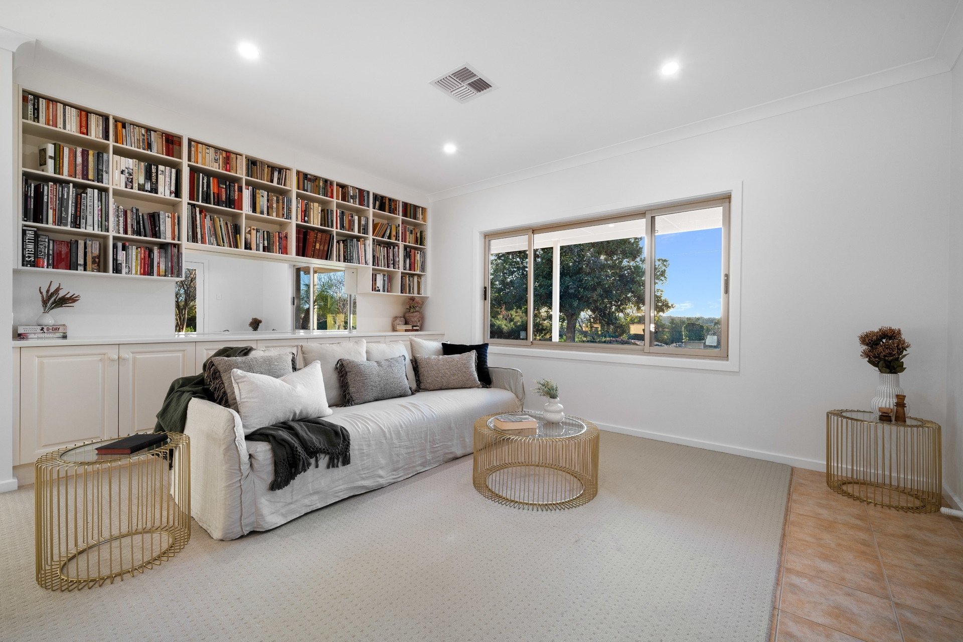 10  Queen Louisa Drive, Long Flat Sold by Giordano & Partners - image 11