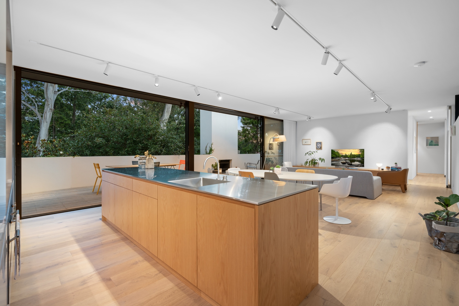 1A Pages Road, Mitcham Sold by Giordano & Partners - image 9