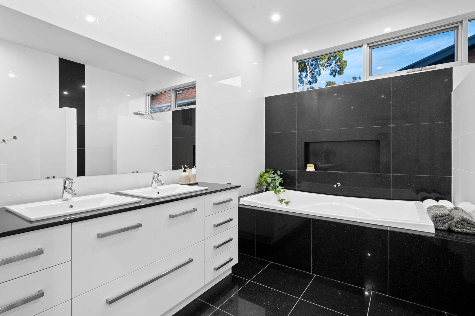 1 Jenkins Avenue, Myrtle Bank Sold by Giordano & Partners - image 21