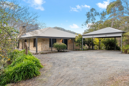 156 Knotts Hill Road, Basket Range Leased by Giordano & Partners