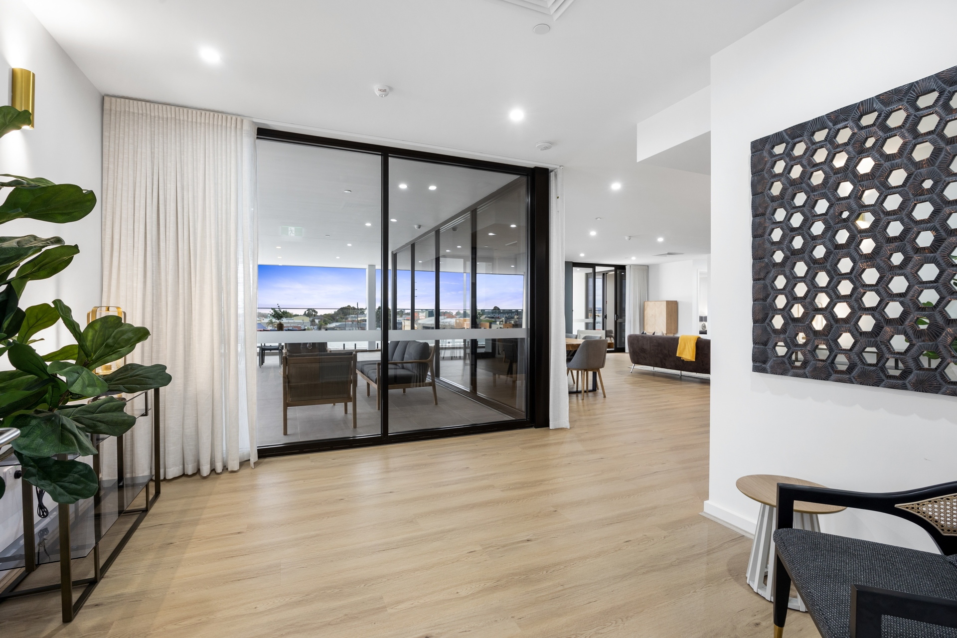 Penthouse/483 North East Road, Hillcrest Leased by Giordano & Partners - image 3