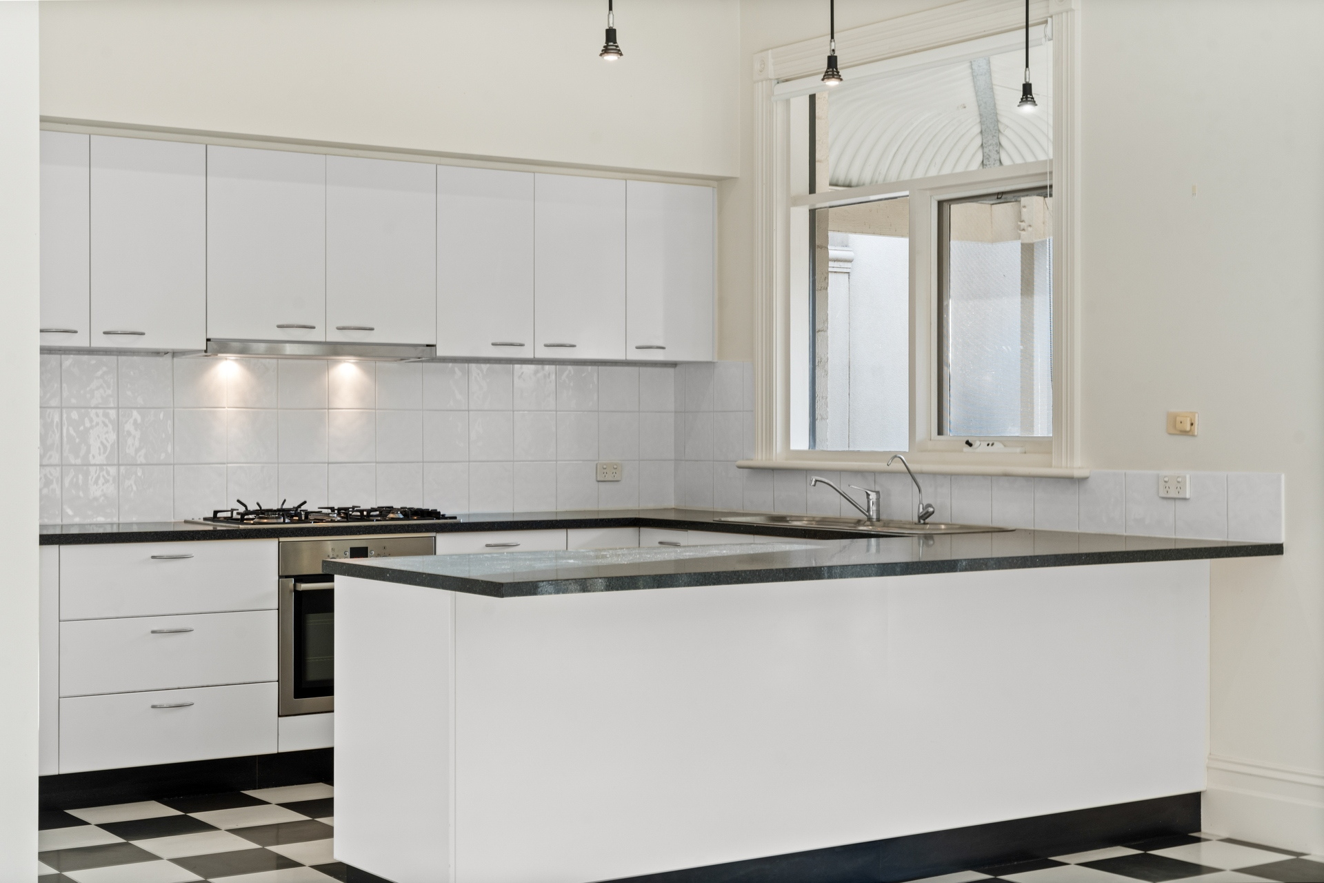 36 Seventh Avenue, St Peters Leased by Giordano & Partners - image 12