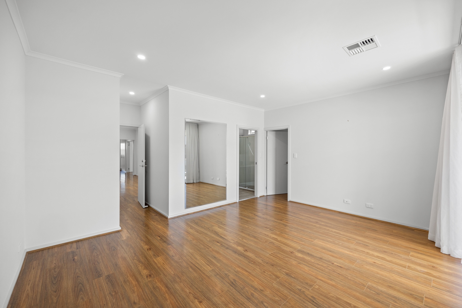 5 Bradley Terrace, Lightsview Leased by Giordano & Partners - image 7