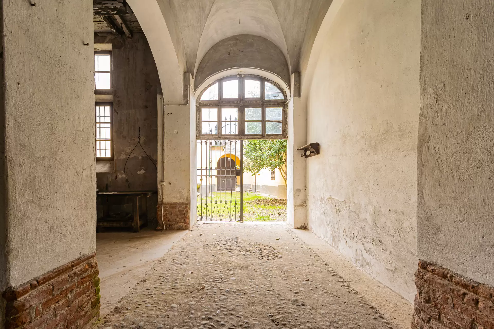 Italy, Adelaide For Sale by Giordano & Partners - image 14