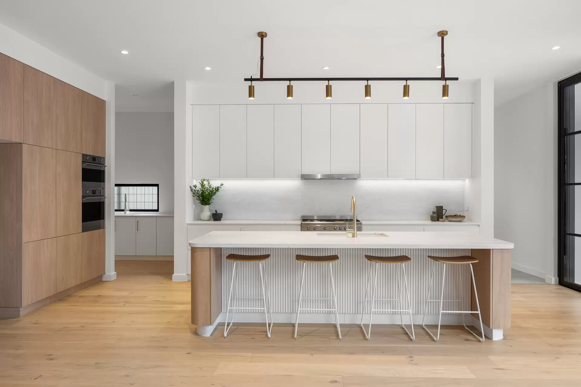 6 Winchester (corner First Avenue) Street, St Peters Sold by Giordano & Partners - image 6