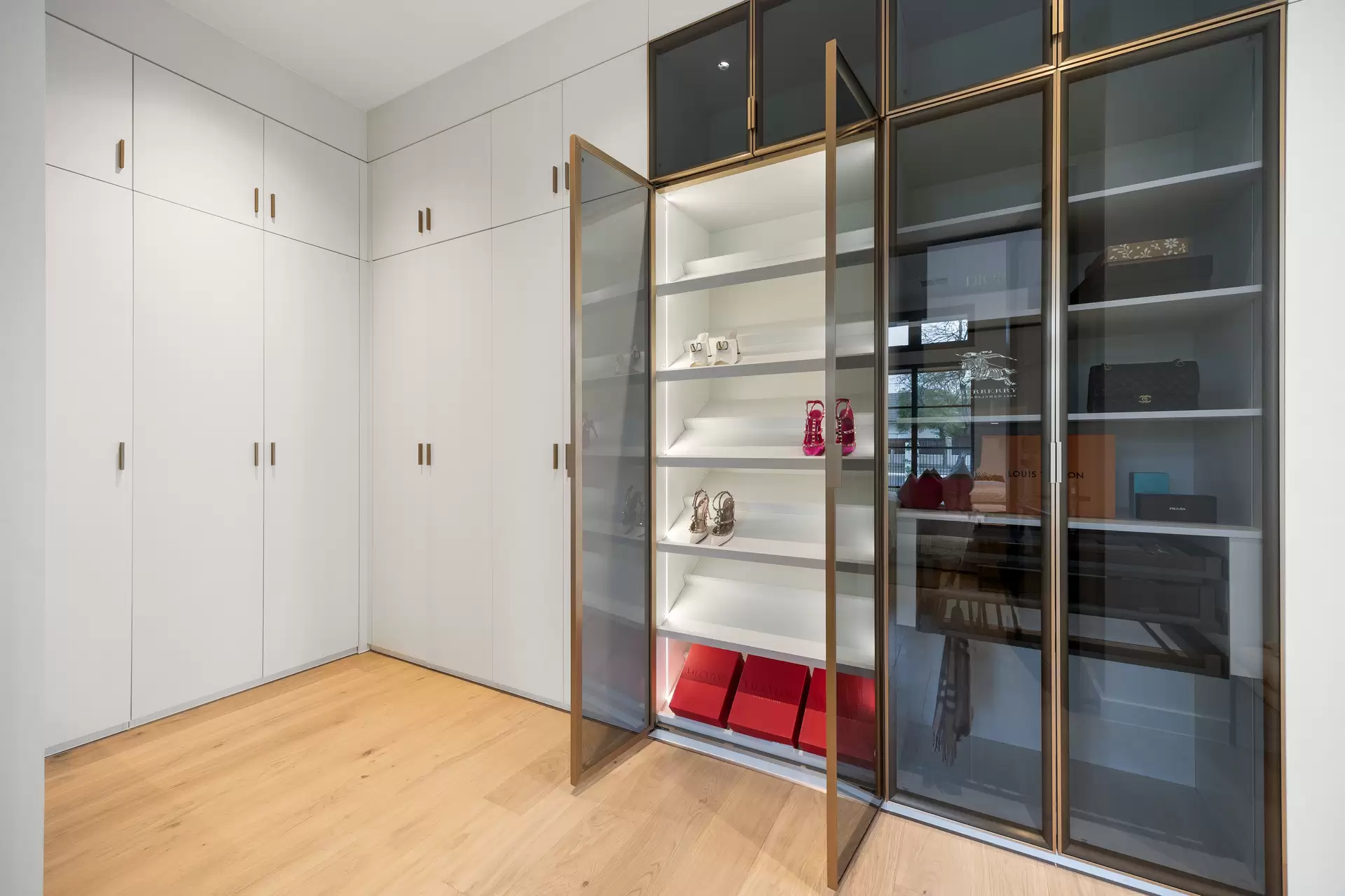 6 Winchester (corner First Avenue) Street, St Peters Sold by Giordano & Partners - image 21