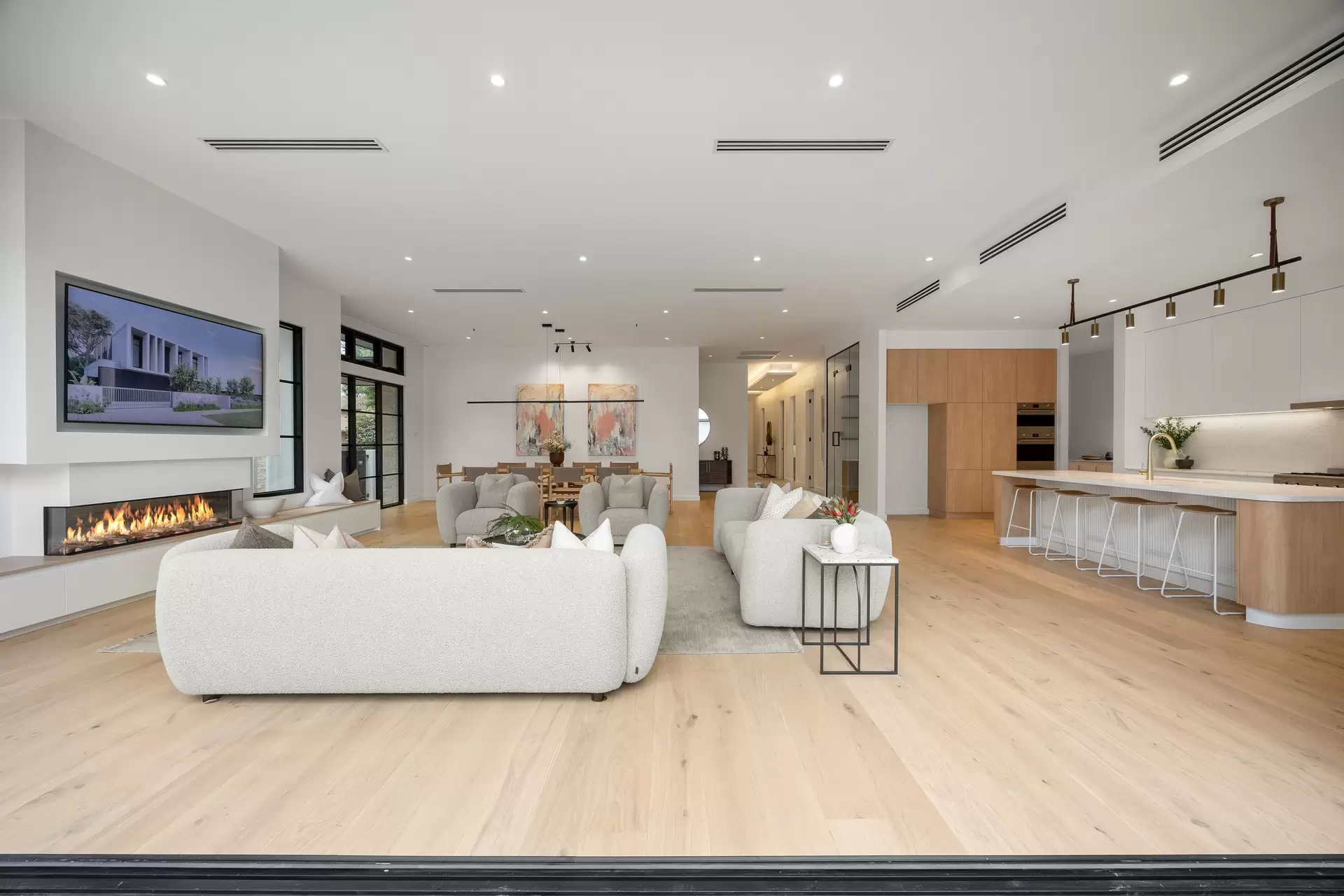 6 Winchester (corner First Avenue) Street, St Peters Sold by Giordano & Partners - image 4