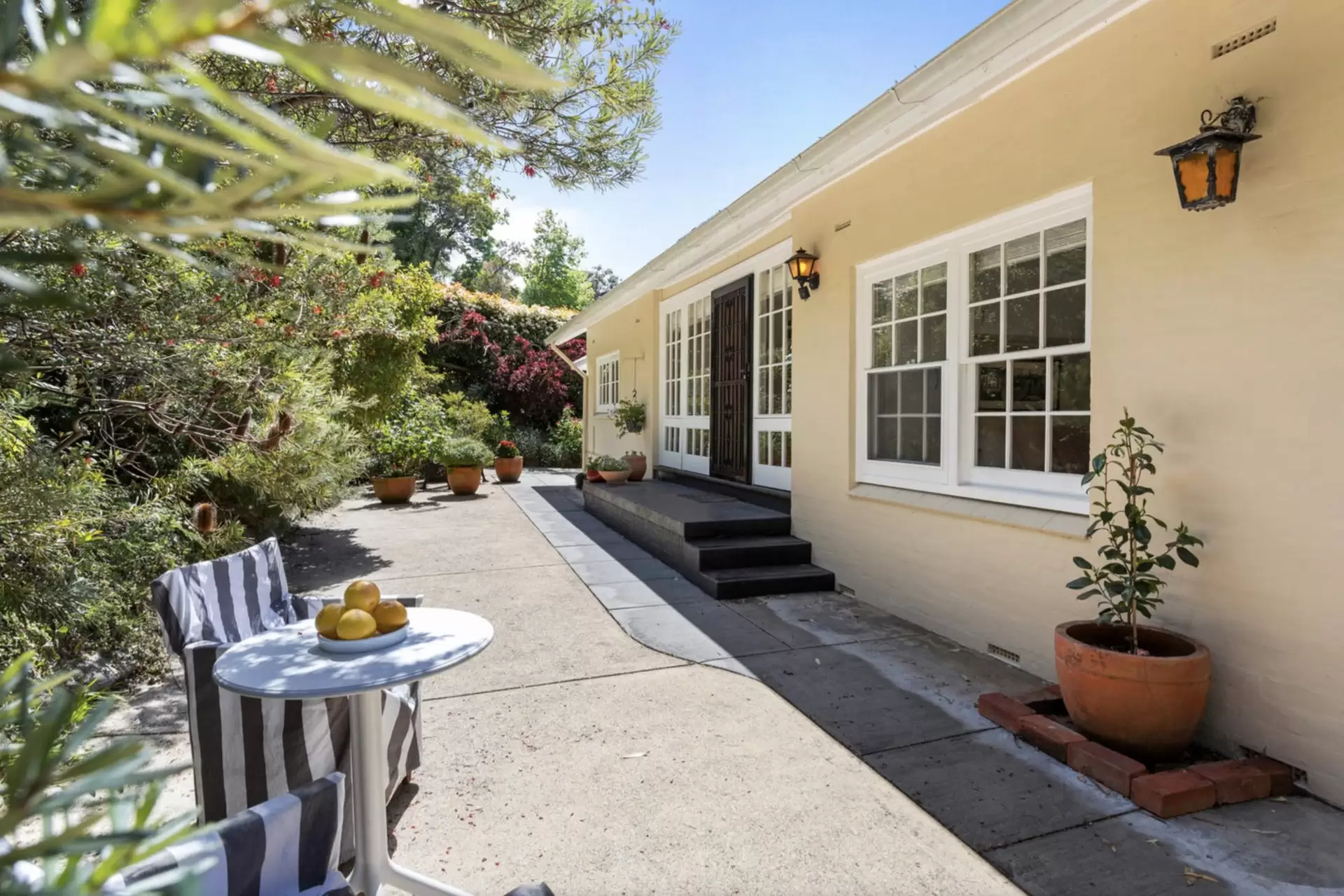 118 Piccadilly Road, Crafers Leased by Giordano & Partners - image 3