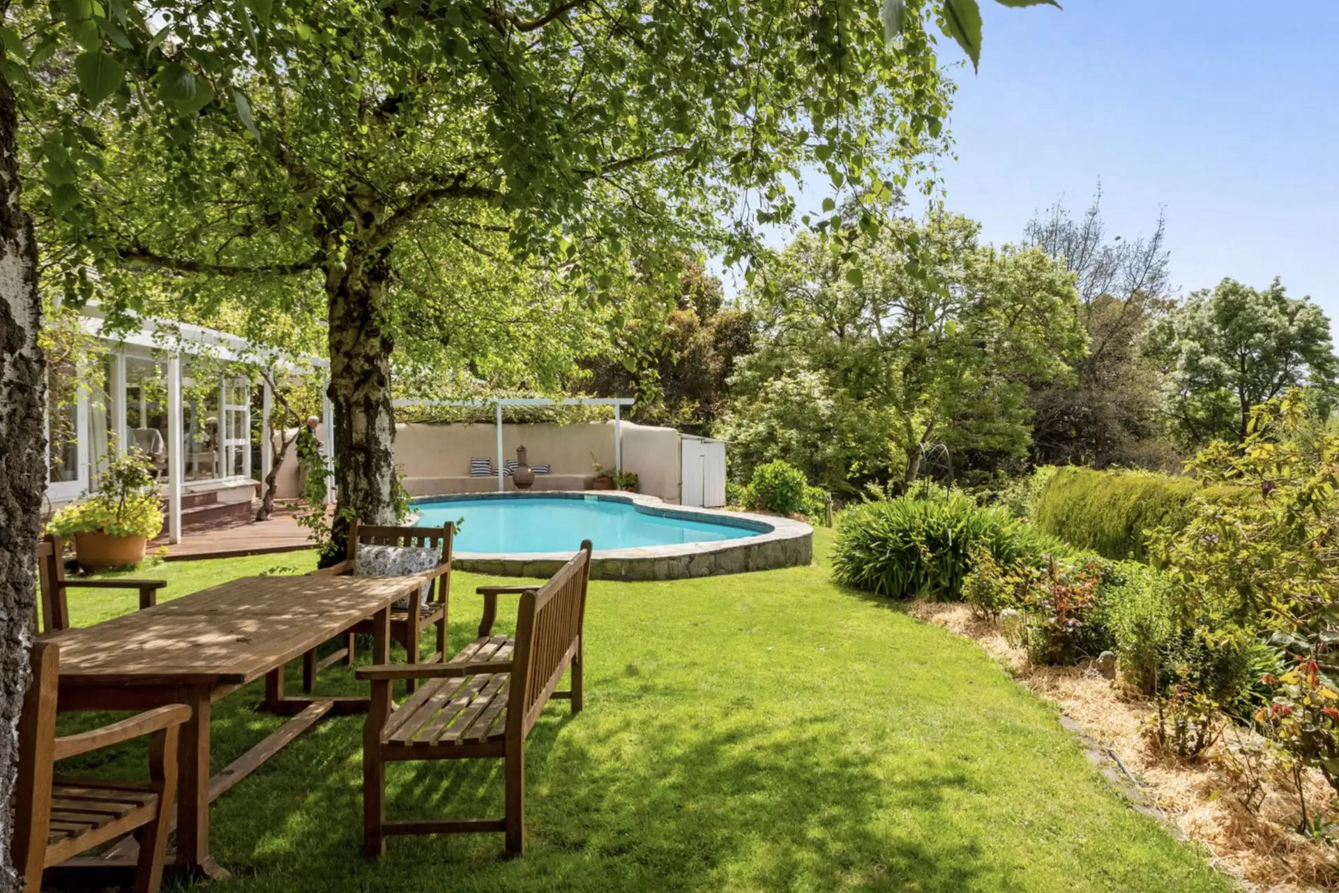 118 Piccadilly Road, Crafers Leased by Giordano & Partners - image 2