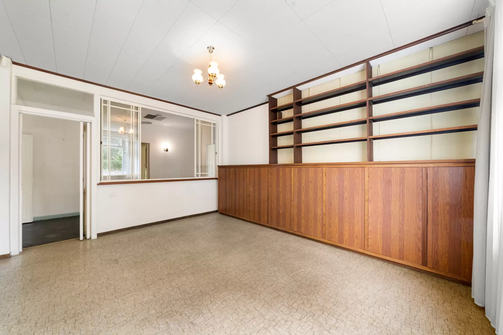 2 Elm Court, Vale Park Leased by Giordano & Partners - image 5